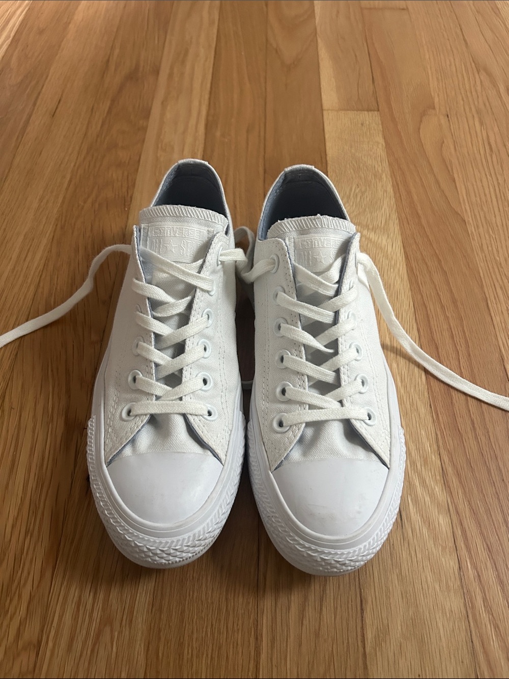 White Low-Top Converse Sneakers - Unisex, Women’s 8, Men’s 6
